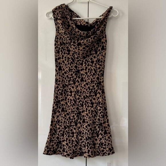 NWT Size 8 - Reformation Kristine Dress - Picture 9 of 16